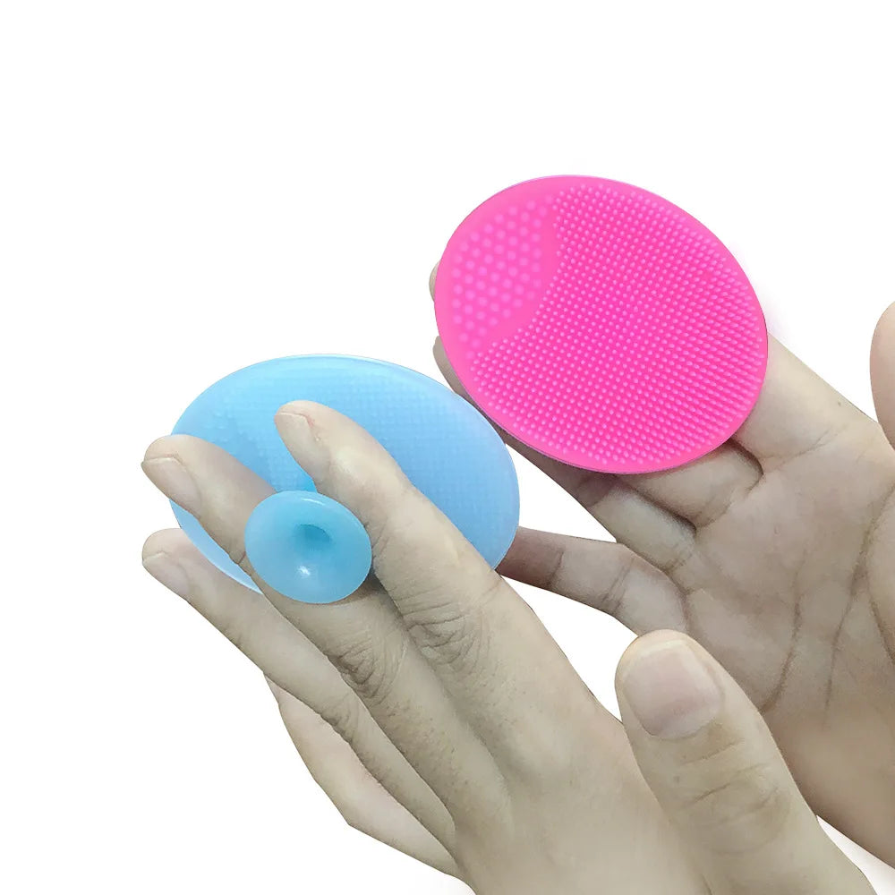 Men Facial Cleaning Brush Scrubber in Soft Silicone